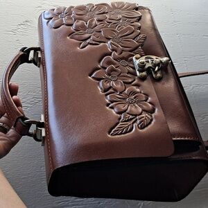 Patricia Nash messenger leather purse Charonne tan